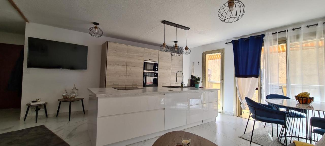 En Exclusivite T3 A 2 Pas Des Plages De St Raphael Saint-Raphaël 外观 照片