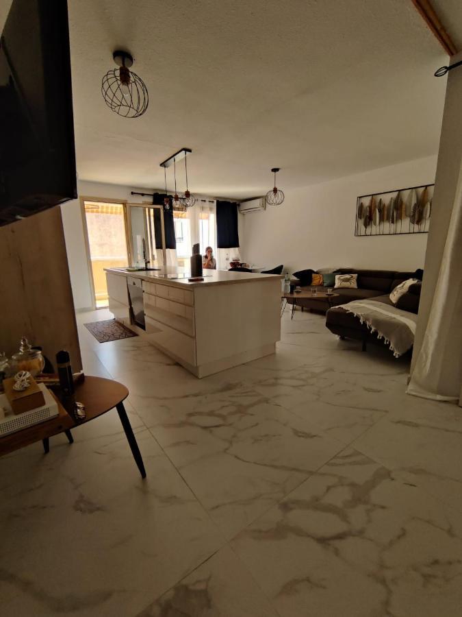 En Exclusivite T3 A 2 Pas Des Plages De St Raphael Saint-Raphaël 外观 照片