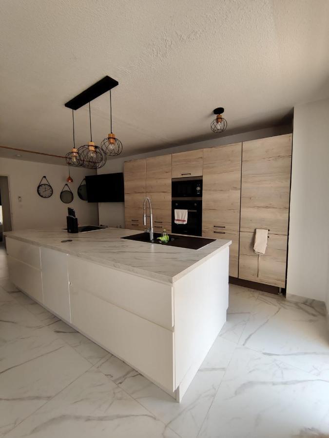En Exclusivite T3 A 2 Pas Des Plages De St Raphael Saint-Raphaël 外观 照片